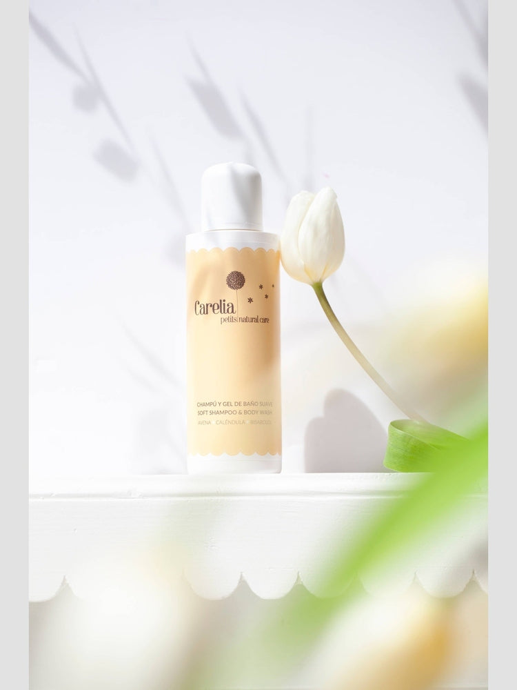 Șampon și gel de baie Carelia Petits pentru piele sensibilă